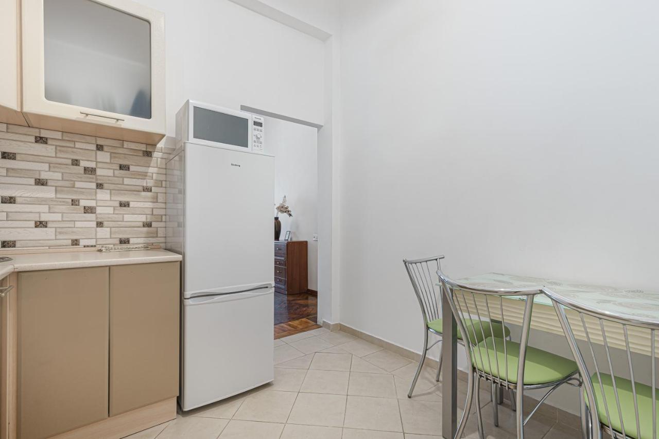 Nice Apartment In The City Center オデッサ エクステリア 写真