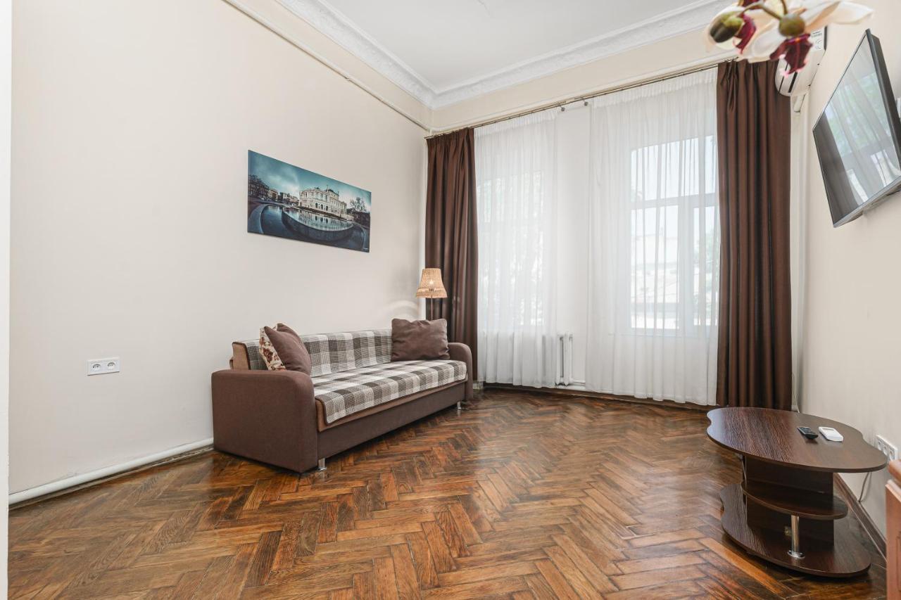 Nice Apartment In The City Center オデッサ エクステリア 写真